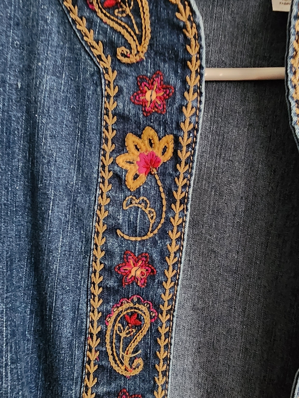 Womans Alfred Dunner Denim Jacket with Floral Embroidered Trim - Blue - Picture 3 of 7